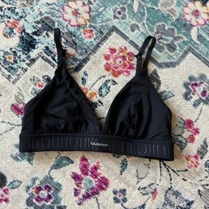 Lululemon License to Train Triangle Bra size 6